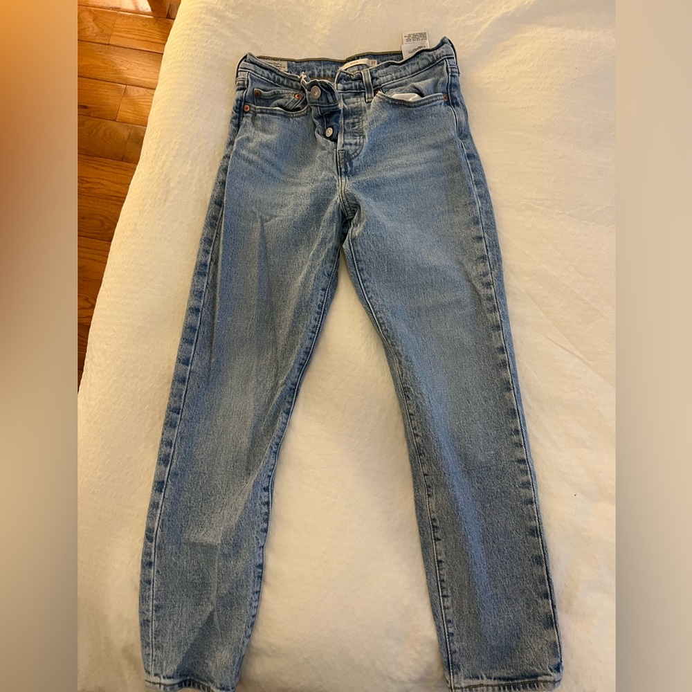 Levi’s wedgie